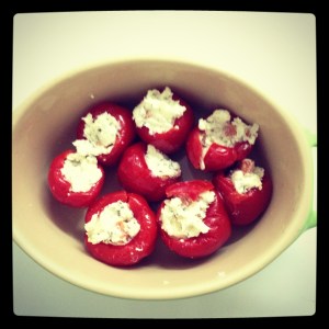 Pepperoni pizza poppers